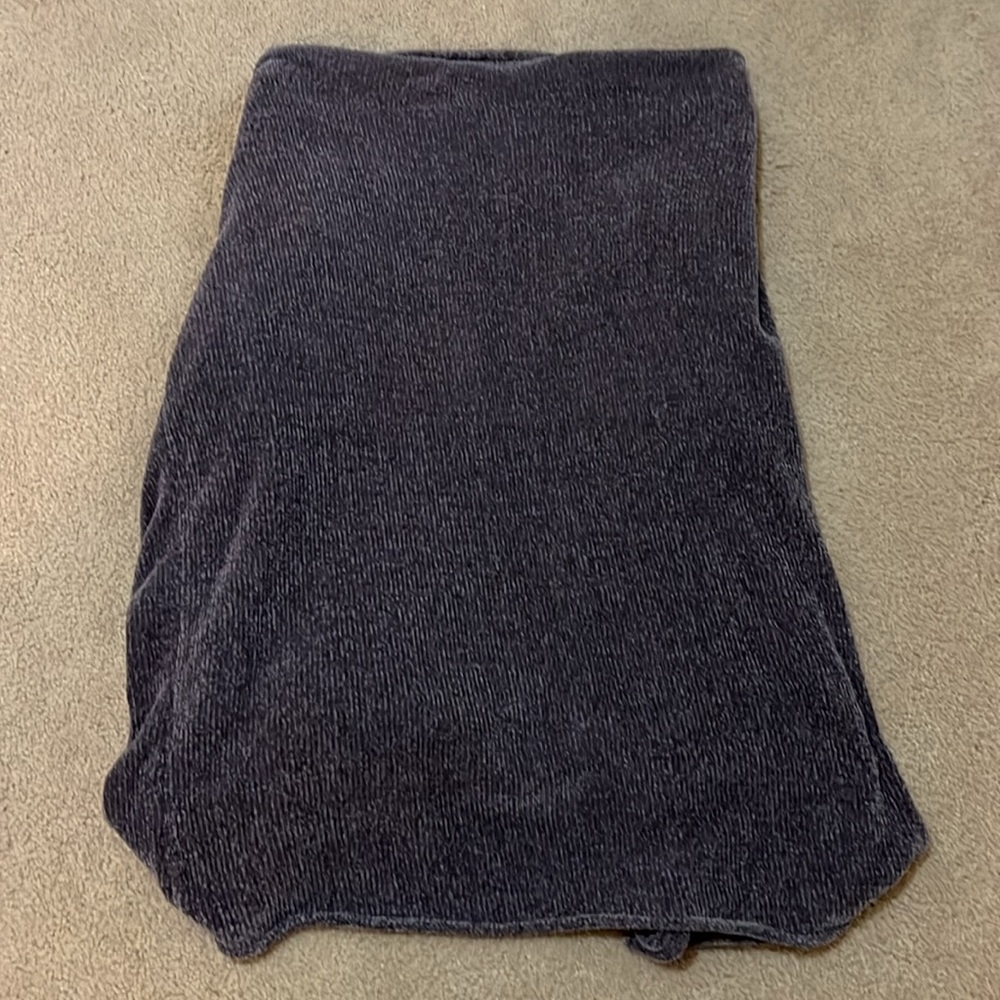 Free Press Sweater - Picture 4 of 4